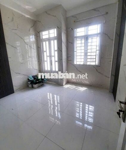 Nhà mới, (4PN, 3WC), 4x12m 3L, 920/3A Nguyễn Chí Thanh Q11