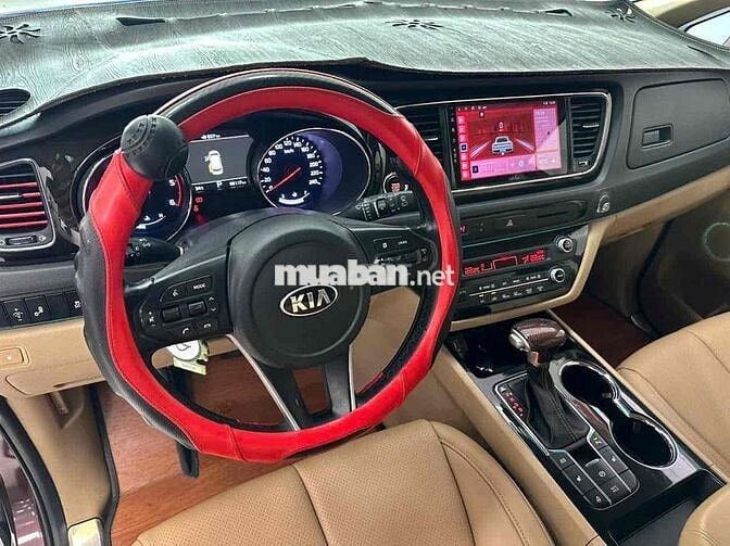 Kia Sedona 2018 2.2 DATH - 88000 km