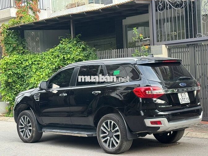 Ford Everest 2020 Titanium 2.0L AT 4x2 xe rất mới