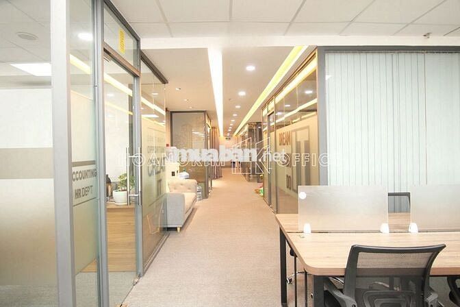 Thuê văn phòng Bình Thạnh 120-210m², giá rẻ 310k/m², full nội thất