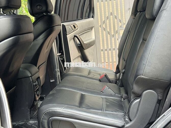 Ford Everest 2020 Titanium 2.0L AT 4x2 xe rất mới