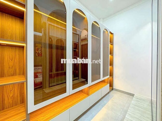 Nhà 3 tầng siêu đẹp mới hoàn thiện