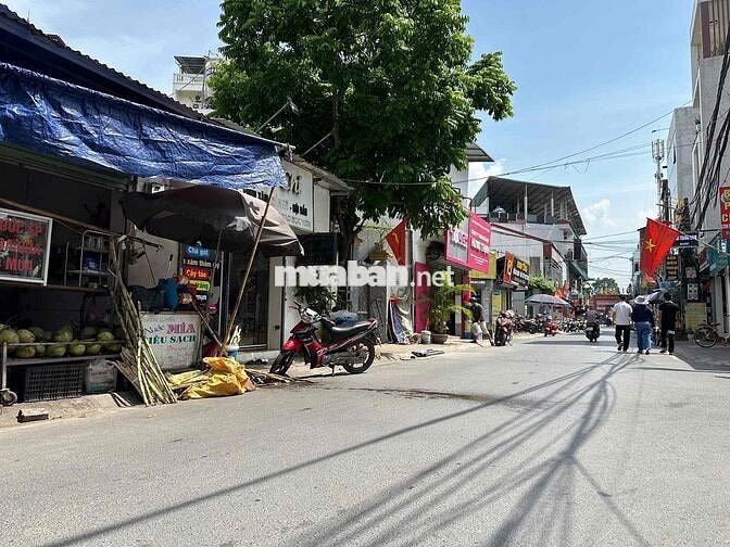 ĐẤT ĐẸP  VUÔNG NHƯ TỜ A4 - ĐƯỜNG THÔNG TỨ PHÍA- SÁT  LỐI RA CỦA CẦU