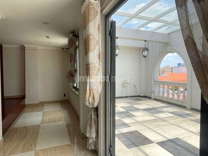 Bán Toà Y Hình, Hẻm Xe Hơi Sư Vạn Hạnh, Căn Ngon Nhất Lúc Này 11x21m