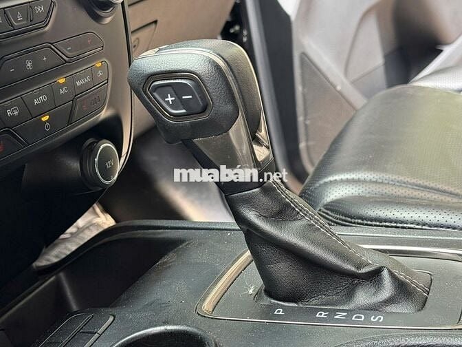 Ford Everest 2020 Titanium 2.0L AT 4x2 xe rất mới