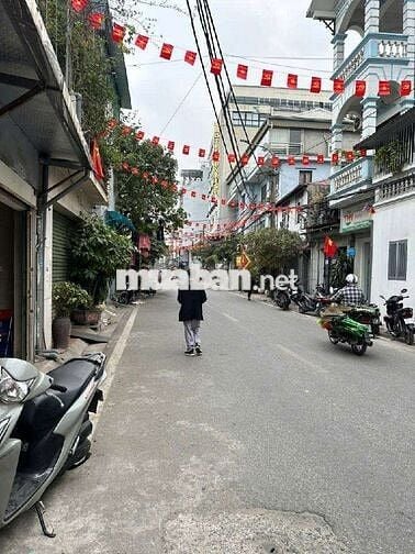 Nhà đẹp chính chủ Tân Mai Hoàng Mai