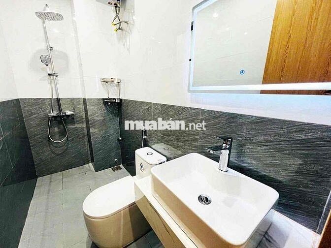 Sân Đậu Ôtô - 3PN toilet riêng - Full NT - Liên Chiểu