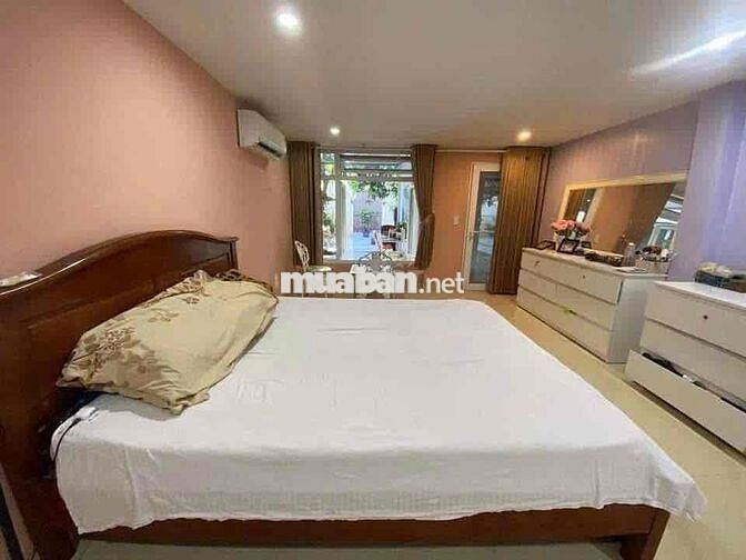 Cho thuê nhà vườn 2.5 tầng - sân ô tô đậu - Nguyễn Huy Tưởng