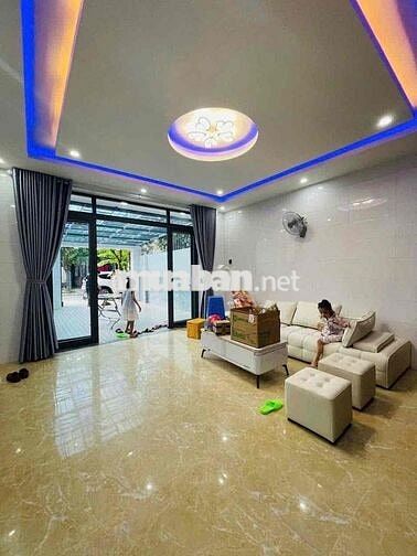 Sân Đậu Ôtô - 3PN toilet riêng - Full NT - Liên Chiểu