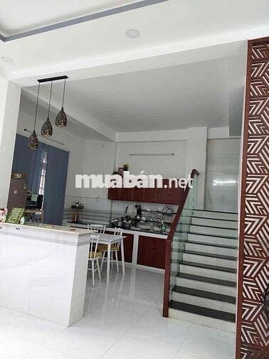 🏡 BÁN NHÀ LẠC LONG QUÂN – PHƯỜNG 10, TÂN BÌNH – GIÁ CHỈ 5.2 TỶ