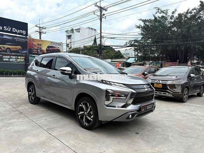 Xpander premium 2024 xe chính hãng giá còn giảm
