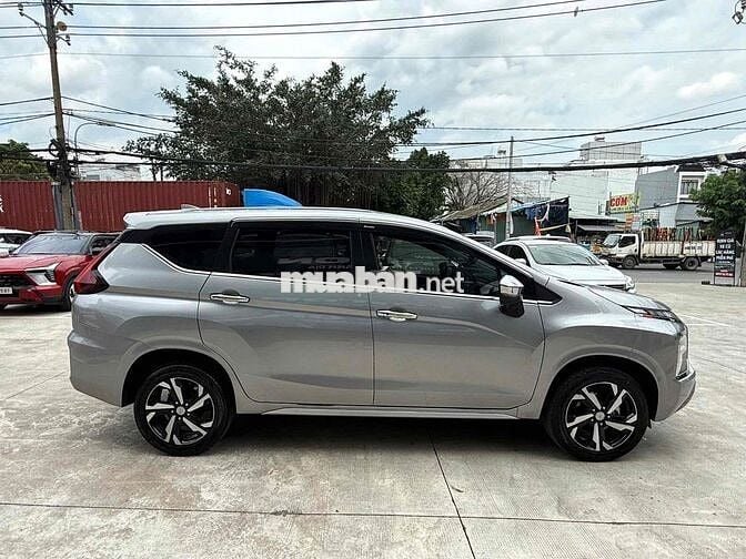 Xpander premium 2024 xe chính hãng giá còn giảm