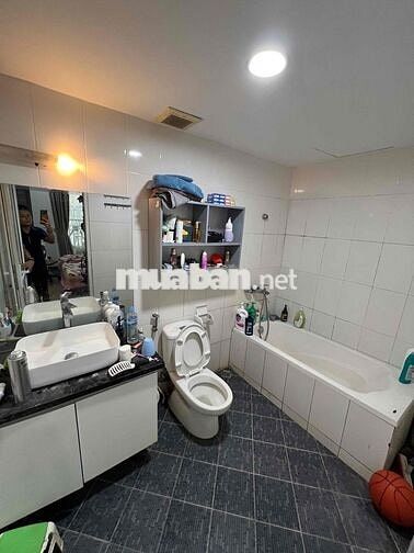 Chung cư Thái Hà, 124m, 3ngủ, Căn góc, Sổ lâu dài, Nhà mới đẹp ở ngay