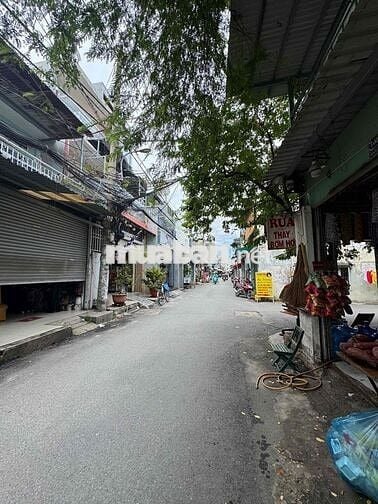 BÁN GẤP NHÀ MTKD. NGANG 5,5M. CHO THUÊ 20TR. 100M RA LÊ VĂN THỌ.80TR/M