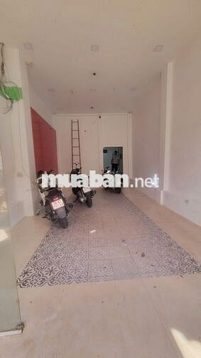 (5PN, 6WC), 4.5x16m 4L, MT 566 Lạc Long Quân P5 Q11