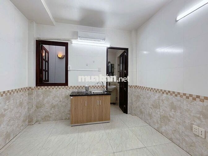 Sát quận 5 Studio Full nội thất cơ bản mới trống lại giá cực ưu đãi