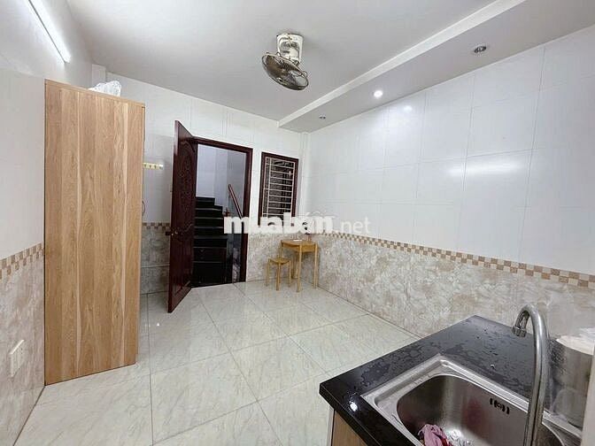 Sát quận 5 Studio Full nội thất cơ bản mới trống lại giá cực ưu đãi