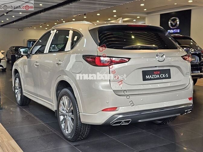 Xe Mazda CX5 Premium Exclusive 2.0 AT 2025