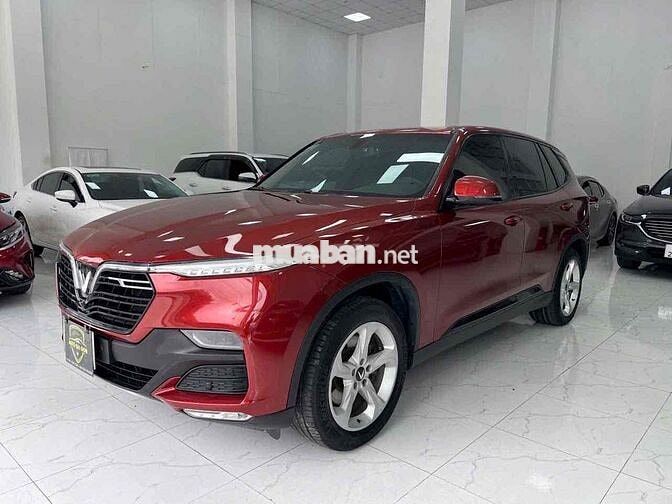 VinFast Lux SA2.0 2020 2.0 AT - 41000 km