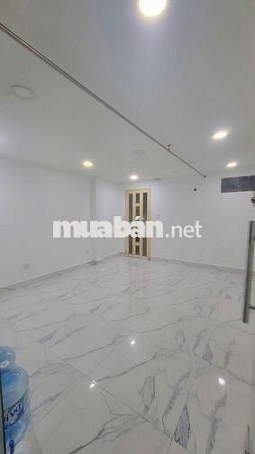 (5PN, 6WC), 4.5x16m 4L, MT 566 Lạc Long Quân P5 Q11