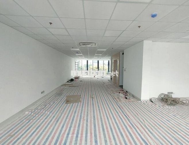 TÒA NHÀ ĐƯỜNG HOÀNG VIỆT DIỆN TÍCH: 7X20M HẦM 5 TẦNG CHO THUÊ