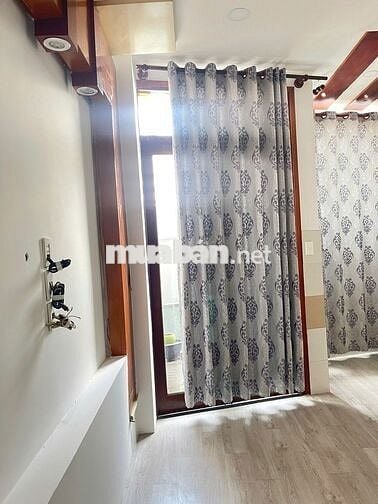 Mặt Tiền Đường Hồng Lạc Ngay Chung Cư Bàu Cát