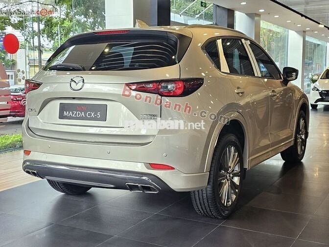 Xe Mazda CX5 Premium Exclusive 2.0 AT 2025