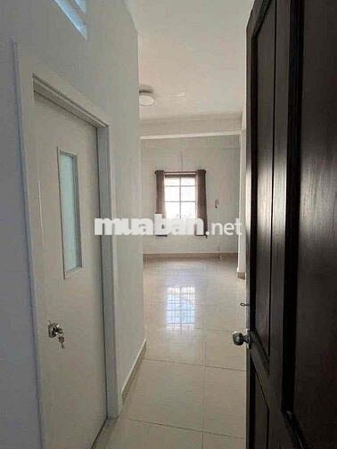NGUYÊN CĂN QUẬN 1 - CÓ MÁY LẠNH - 4PN