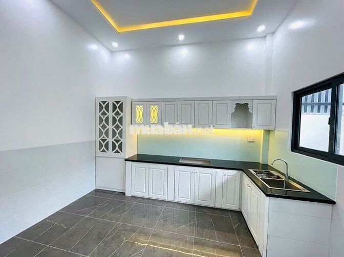 Cần bán gấp căn nhà ở sau chợ Chiều Tân Phú Trung 98m2 SHR giá 865tr