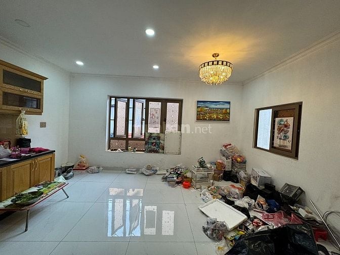 Cho thuê nhà 4 lầu - 31 Lê Tự Tài, khu kinh doanh, xe tải vào tận nhà