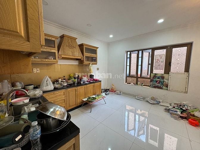 Cho thuê nhà 4 lầu - 31 Lê Tự Tài, khu kinh doanh, xe tải vào tận nhà