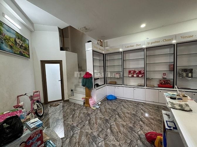 Cho thuê nhà 4 lầu - 31 Lê Tự Tài, khu kinh doanh, xe tải vào tận nhà