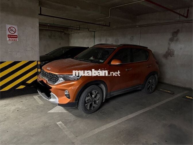 Kia Sonet 2021 Luxury AT - 60000 km