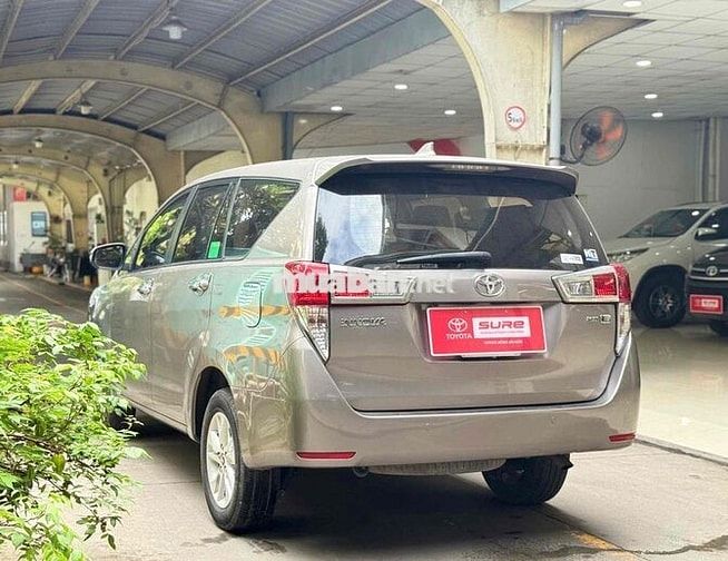 Toyota Innova 2018 2.0E - 116000 km
