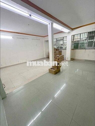 Nhà Hẻm 10M Kênh Tân Hoá.DT: 8 X 16 Trệt 3lầu trống suốt.có tháng máy