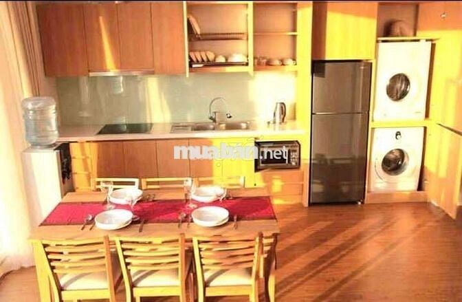 Tôi cần bán nhà lô góc mặt phố Quảng Khánh 6tầng thang máyfull nộithất