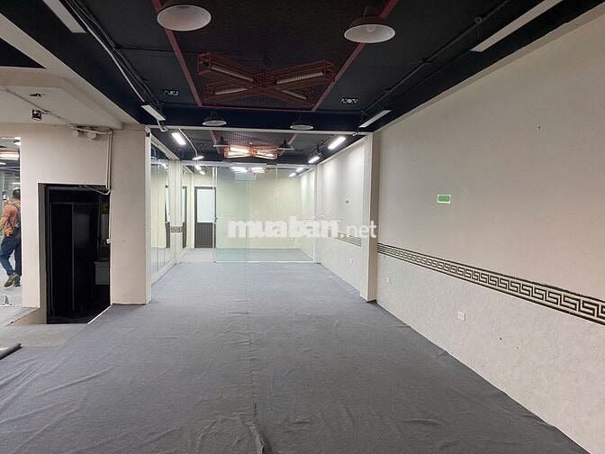 🏢 Cho thuê văn phòng Đường Láng | Tầng 2, 250m² – 40tr