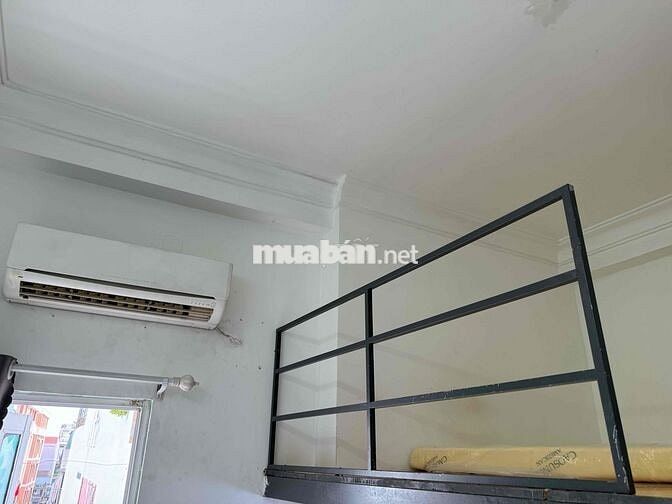 phòng trọ ban công có gác lầu2 18m2 phạm văn hai p5 tân bình bờ kè