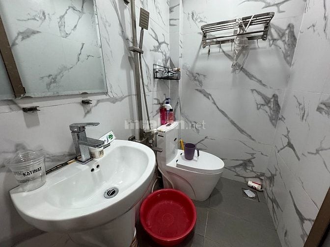 Cho thuê nhà 4 lầu - 31 Lê Tự Tài, khu kinh doanh, xe tải vào tận nhà