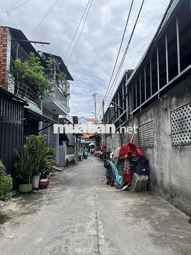 BÁN NHÀ 2,4 TỶ ĐÔNG THẠNH 1-4 GÓC NGUYỄN THỊ PHA NHÀ SHR HÓC MÔN