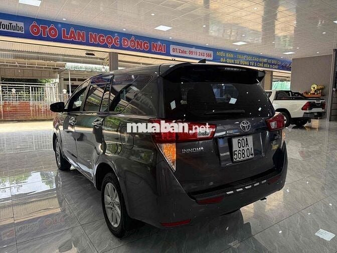 Toyota Innova 2018 2.0E