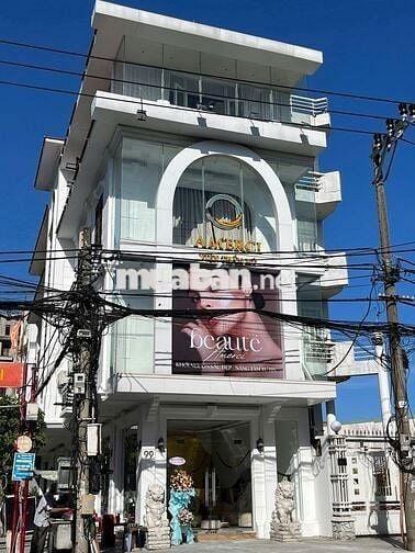 CHO THUÊ VĂN PHÒNG 120M2 TẠI 99 NÚI THÀNH 2 MẶT TIỀN