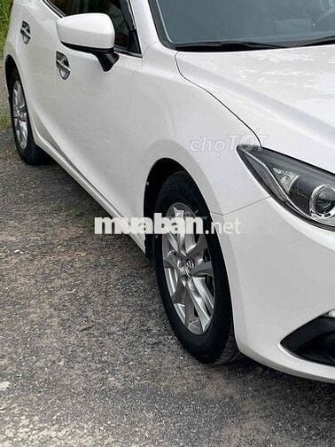 Mazda 3 2016 1.5 AT Sedan - 86000 km