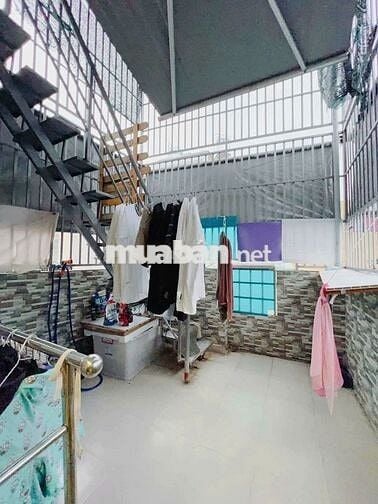 NHÀ ĐẸP Q4 - 4 TẤNG ĐÚC- 43m2 - 3PN- KO QH- GIÁ 4 TỶ TL
