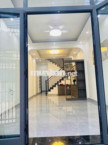 Bán Nhà Đường Phạm Tu Gần chợ Vĩnh Hải Nha Trang