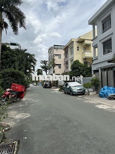 CHO THUÊ BIỆT THỰ SONG LẬP PHÚ MỸ HƯNG. 152M2- 132 TRIỆU/TH.