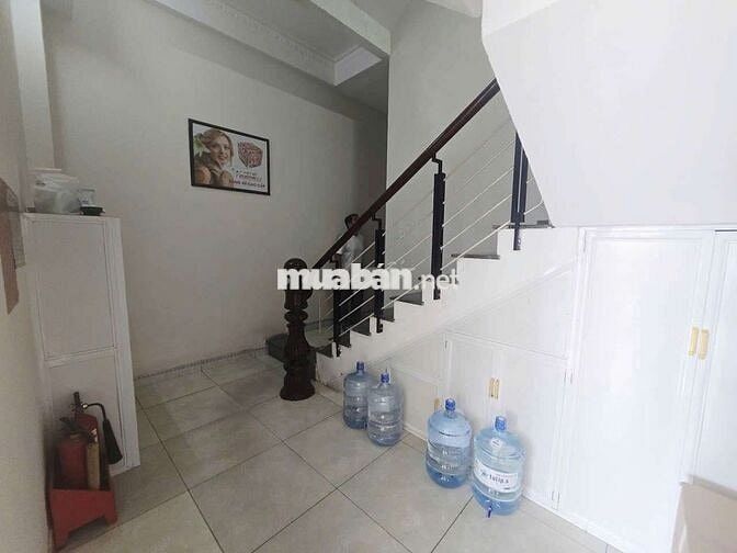 Cho thuê nguyên căn mặt tiền Hải Châu sầm uất