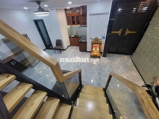 NHÀ KHÁNH HỘI Q4- 2 LẦU- 40m2 NGANG 6m- KO QH- GIÁ 5 TỶ NHỈNH