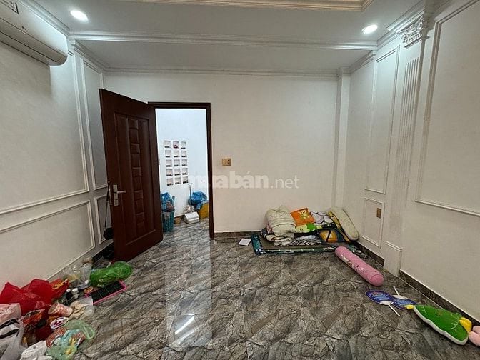 Cho thuê nhà 4 lầu - 31 Lê Tự Tài, khu kinh doanh, xe tải vào tận nhà