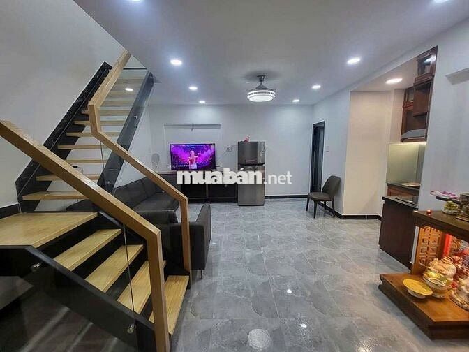 NHÀ KHÁNH HỘI Q4- 2 LẦU- 40m2 NGANG 6m- KO QH- GIÁ 5 TỶ NHỈNH